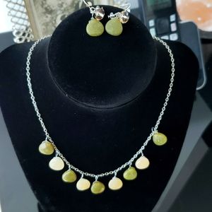 necklace and earrings set